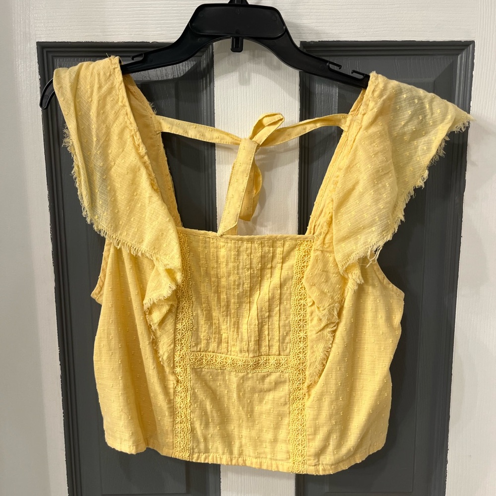 True Craft Yellow Sleeveless Crop Blouse